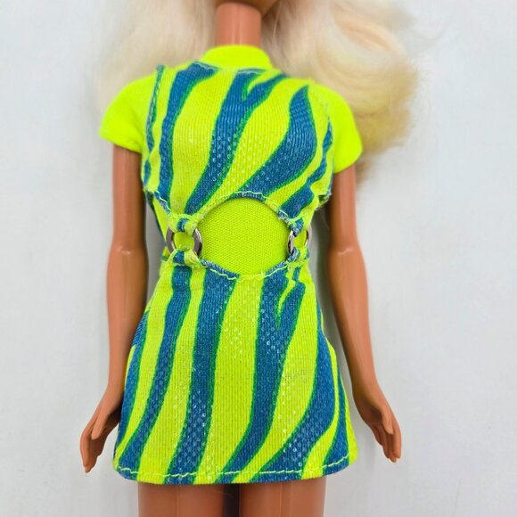 Vintage 1997 Movin Groovin Walking Barbie Doll Original Dress Shoes 17714 Mattel - Picture 10 of 16